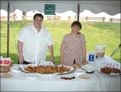 J&S Brandi's at the 2008 Champagne Reception.