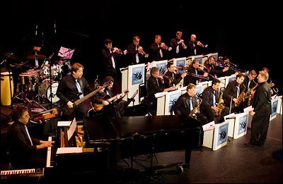 Compaq Big Band.